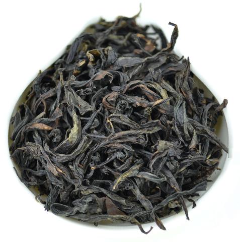 Re - Processing Organic Oolong Tea Wuyi Yancha Tea With Flattened Material
