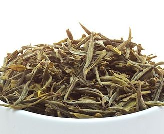 China Emerald - Green Yellow Mountain Green Tea , Tender Tea Leaves Yellow Mountain Fur Peak supplier